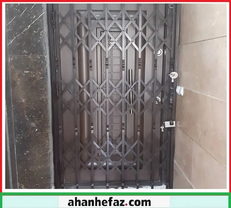 درب آکاردئونی راهنمایی برای انتخاب درب آکاردئونی آهنی مناسب برای فضای خود